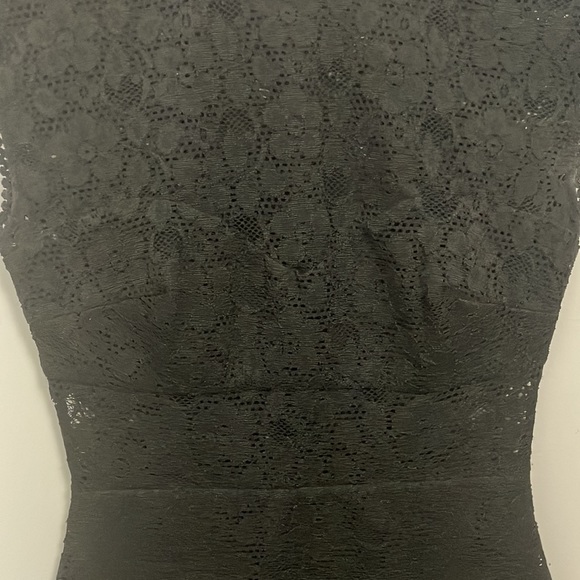 Guess black fitted lace dress. Size S - Picture 3 of 7